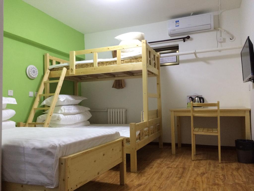 Beijing Sunrise Youth Hostel Beihai Branch Bagian luar foto